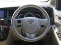 2013 Toyota Isis