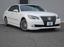 2014 Toyota Crown Majesta