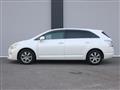 2011 Toyota Mark X Zio