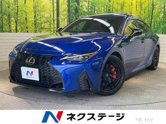 2021 Lexus IS