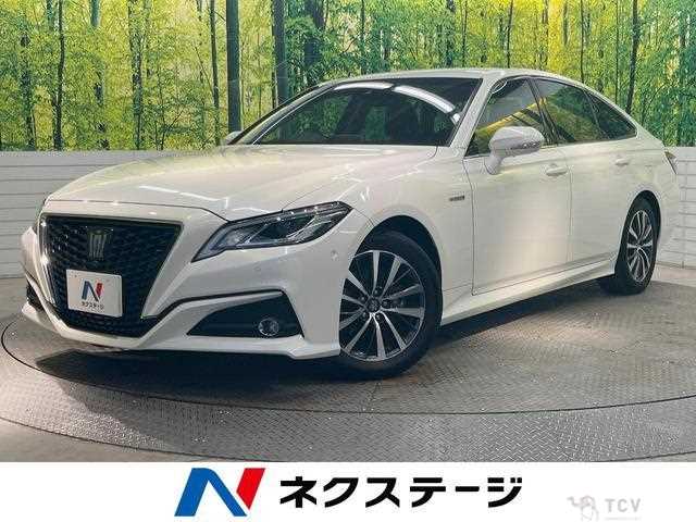 2019 Toyota Crown Hybrid
