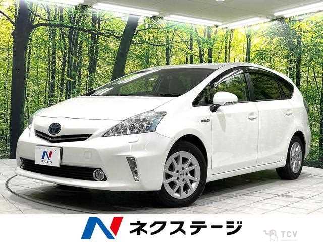 2013 Toyota PRIUS α