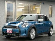 2021 BMW MINI