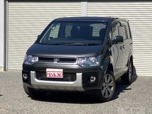 2014 Mitsubishi Delica D5