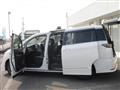 2016 Nissan Elgrand