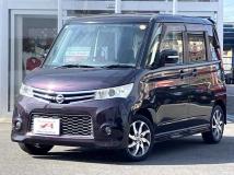 2012 Nissan ROOX