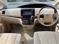 2013 Toyota Estima