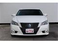 2013 Toyota Crown Hybrid