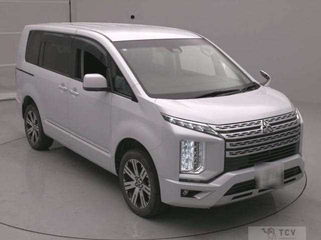 2022 Mitsubishi Delica D5