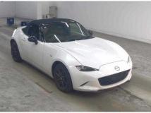 2023 Mazda Roadster