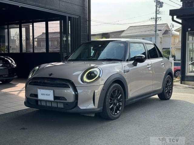 2023 BMW MINI