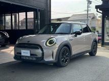 2023 BMW MINI