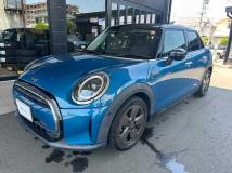 2022 BMW MINI