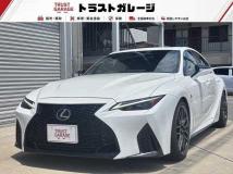 2023 Lexus IS