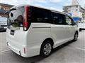 2015 Toyota Noah