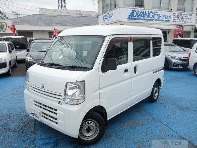 2016 Mitsubishi Minicab Van
