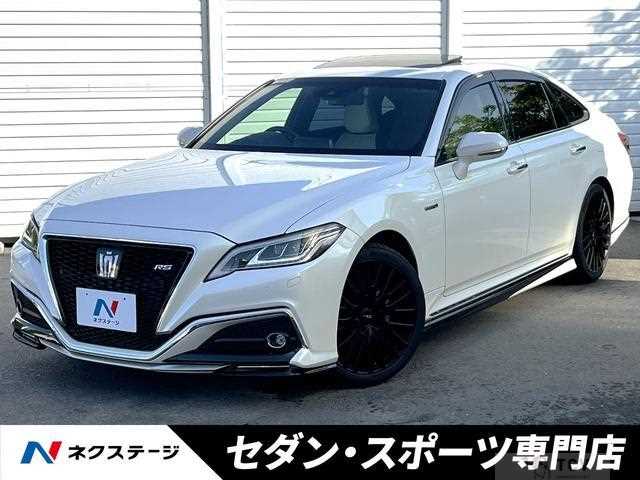 2018 Toyota Crown Hybrid