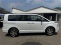 2024 Mitsubishi Delica D5