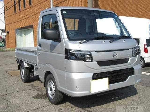 2026 Nissan Clipper Truck