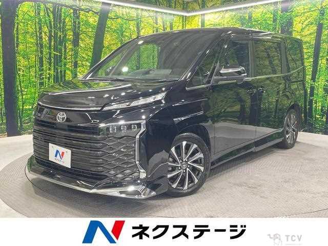 2022 Toyota Voxy