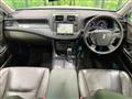 2009 Toyota Crown Hybrid