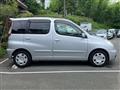 2005 Toyota Fun Cargo