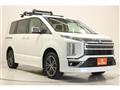 2019 Mitsubishi Delica D5