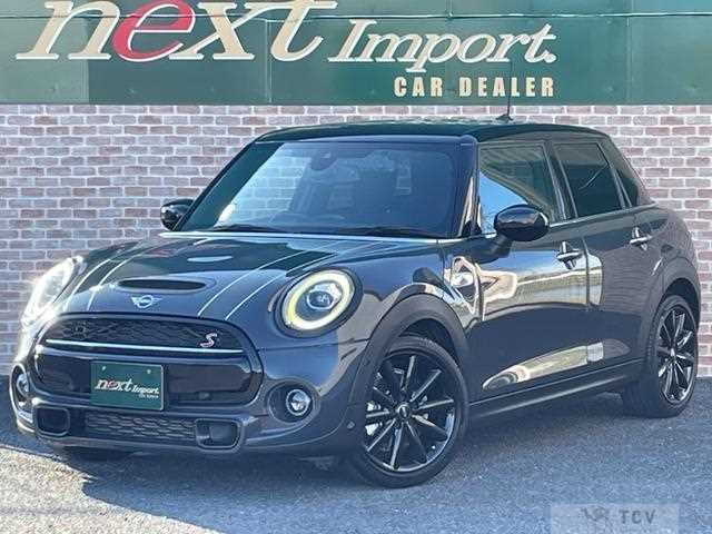 2021 BMW MINI