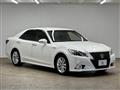 2013 Toyota Crown Hybrid