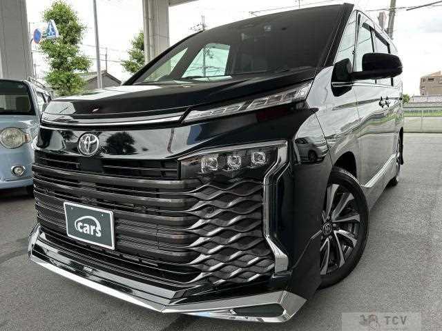 2025 Toyota Voxy