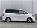 2012 Toyota Noah