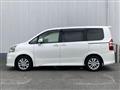 2012 Toyota Noah