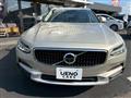 2017 Volvo V90