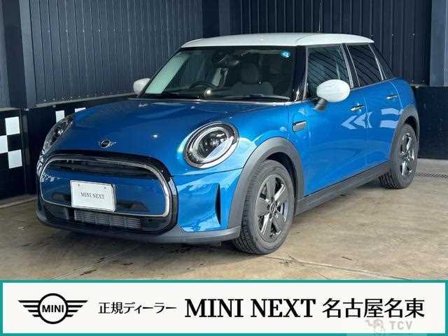 2022 BMW MINI
