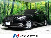 2016 Toyota Crown Hybrid