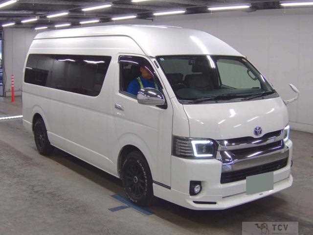 2014 Toyota Hiace Commuter