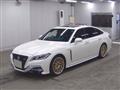 2019 Toyota Crown Hybrid