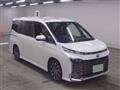2022 Toyota Voxy