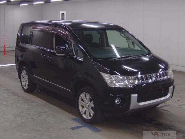 2012 Mitsubishi Delica D5
