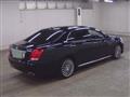 2013 Toyota Crown Majesta