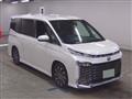 2022 Toyota Voxy
