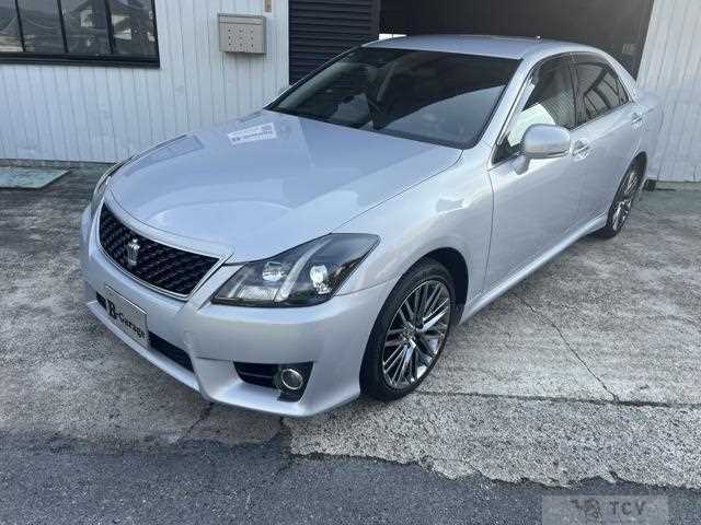 2012 Toyota Crown