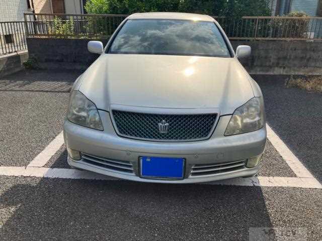 2004 Toyota Crown