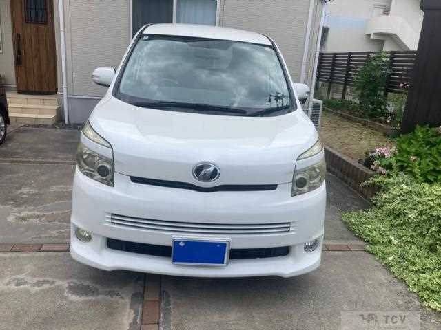 2007 Toyota Voxy