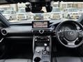 2021 Lexus IS