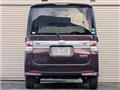 2011 Daihatsu Tanto