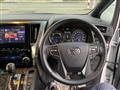 2022 Toyota Alphard Hybrid