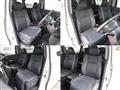 2011 Toyota Alphard G