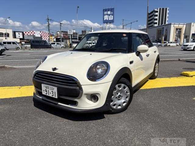 2020 BMW MINI