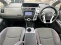 2012 Toyota PRIUS α